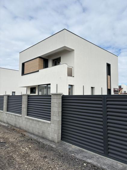 Casa Individuala - Parter + Etaj - Teren 360 mp - Mutare Imediata - 1