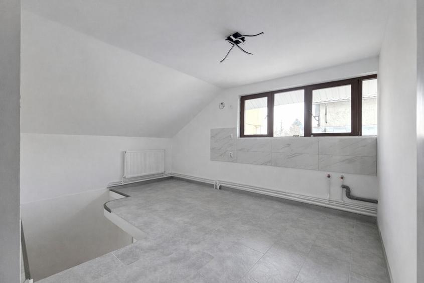 Spațiu comercial, de 70 mp, în Central