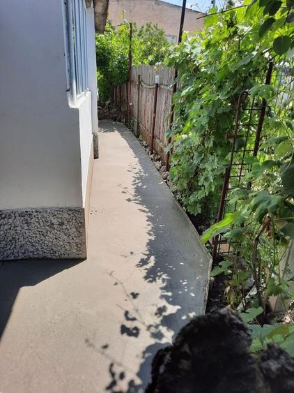 Casă cu 3 camere în Central