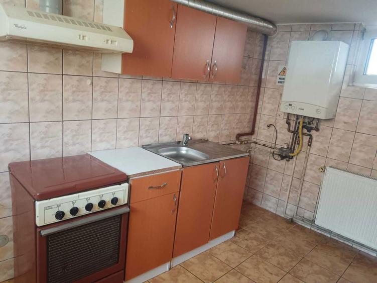 Casa 3 camere Sibiu piata Cluj, Garaj, curte, mansarda la garaj - 3