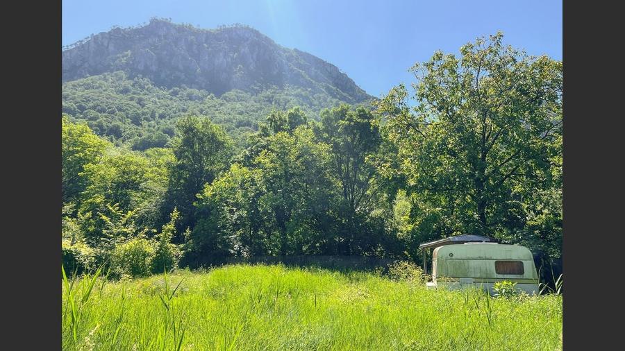 Teren intravilan central  Băile Herculane: 841 mp - 2