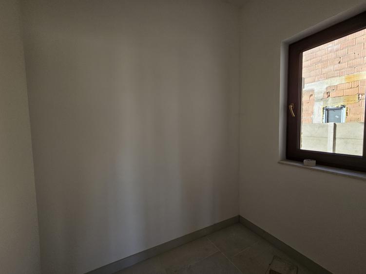 Case individuale noi, P+E, în Moșnița Nouă, locații excelente, comision 0% - 18