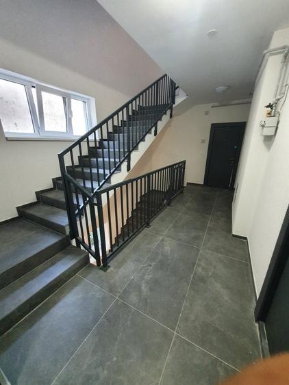 Closca,3 camere,2 bai,bloc nou! - 11