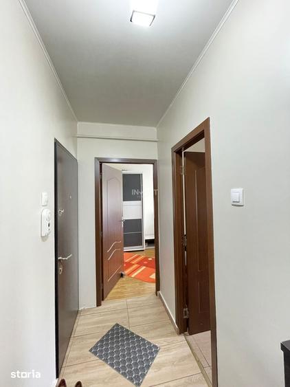 Apartament cu 3 camere, mobilat în Podu Roș