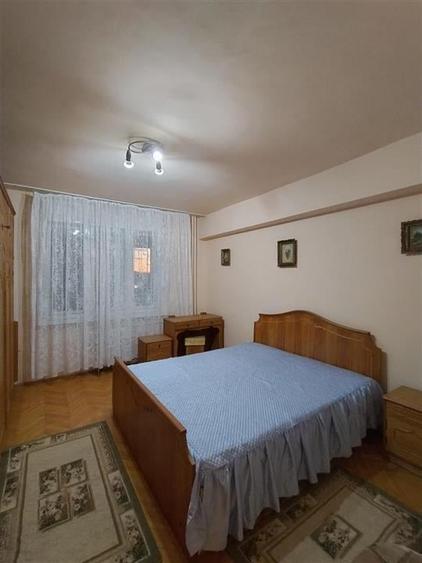 RECO Apartament cu trei camere de inchiriat - 7