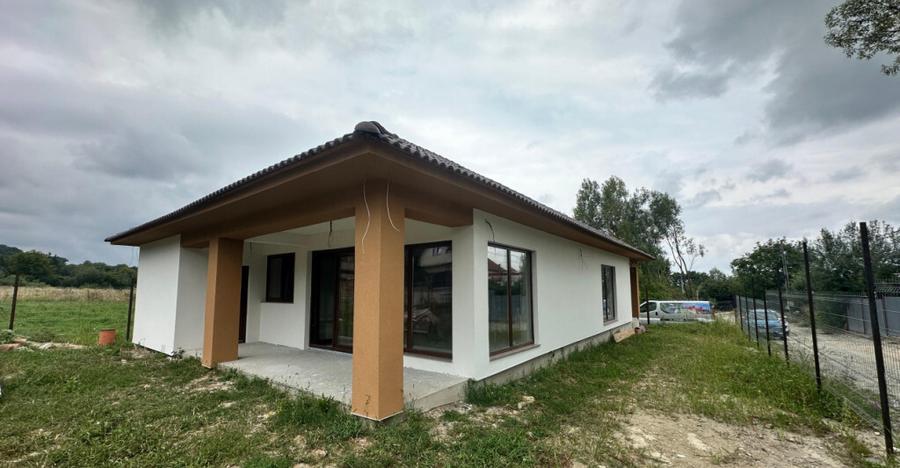 Casa single 4 camere, 130 mp, 2 fronturi stradale in Tocile - 15