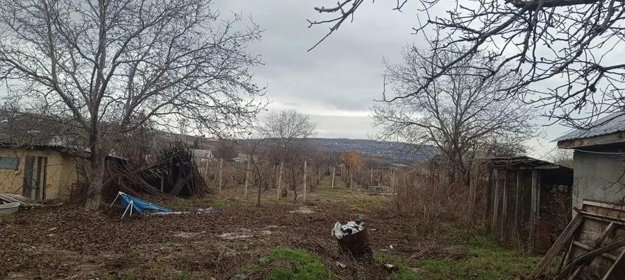 Teren de 68 mp, în Tomești