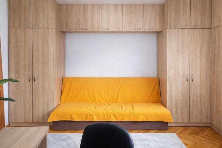 Apartament cu 3 camere decomandat în Zorilor