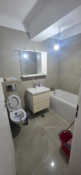 Apartament 2 camere, decomandat,utilat și mobilat - 4