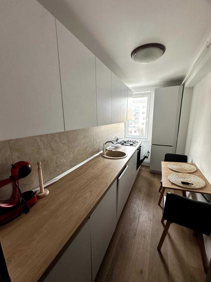 Apartament cu 2 camere decomandat în Ultracentral