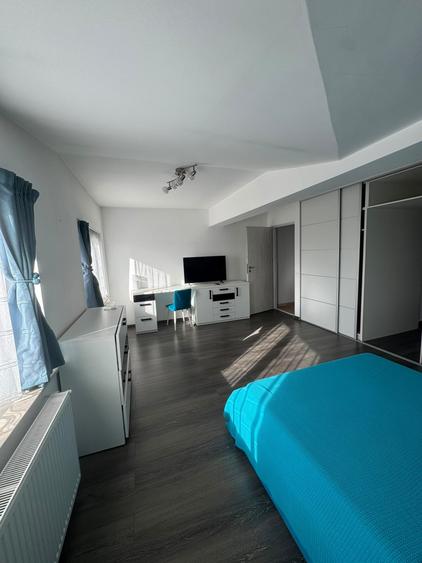 Casă cu 4 camere cu Teren 100 Mp în Gheorgheni