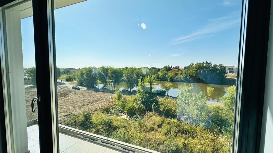 Duplex cu 4 camere cu Teren 394 Mp în Ostratu
