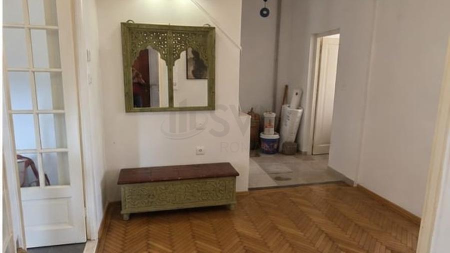 Apartament cu 3 camere decomandat, mobilat în Cișmigiu