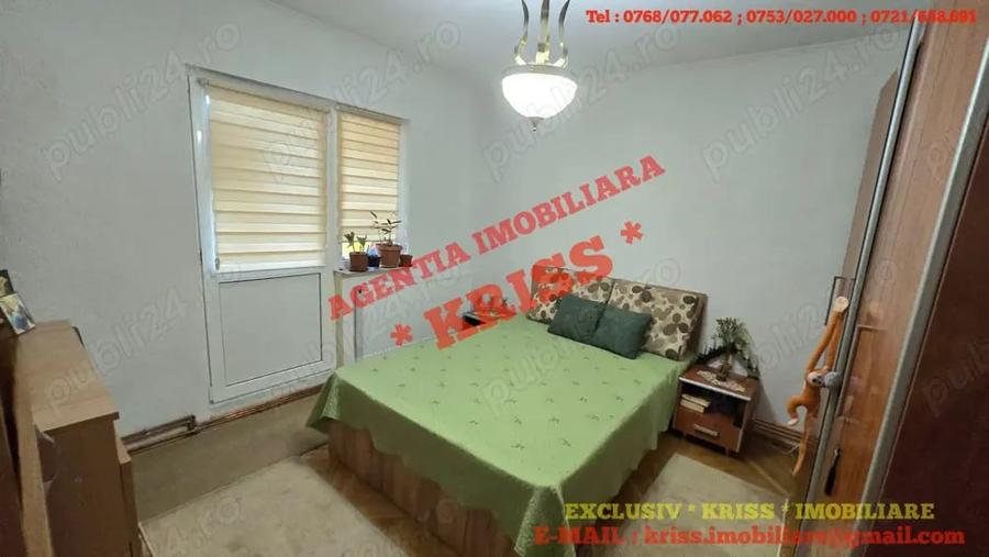 Apartament cu 3 camere decomandat în Exercițiu