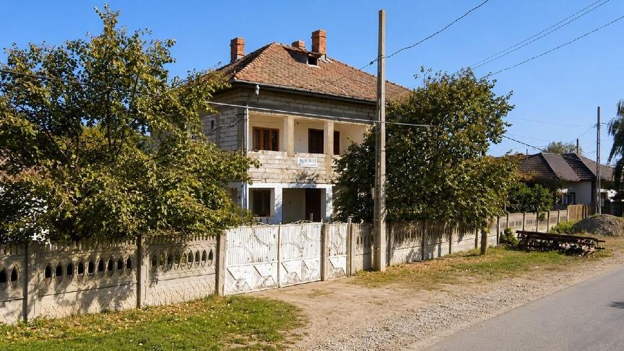 Casă individuală cu 3 camere cu Teren 1026 Mp în Călărași