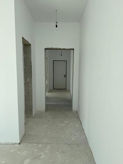 Casă individuală cu 3 camere cu Canalizare în Balotești