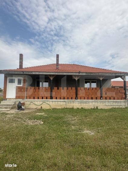 Casă cu 3 camere în Decebal