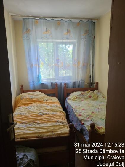 Apartament cu 3 camere decomandat în George Enescu