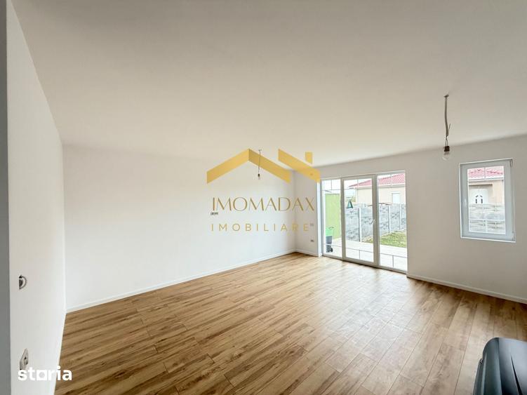Casă cu 4 camere cu Teren 280 Mp în Bucovăț