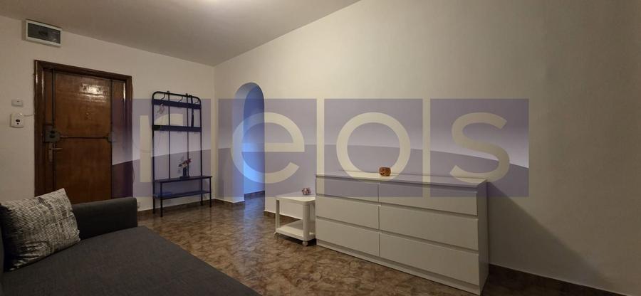 Apartament cu 4 camere semidecomandat, mobilat în Tineretului