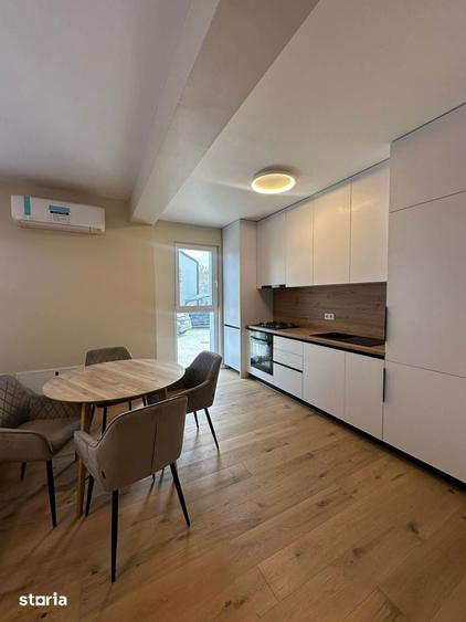 Apartament cu 2 camere semidecomandat în Solidarității