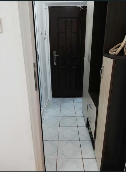Apartament cu 2 camere semidecomandat în Exterior Vest