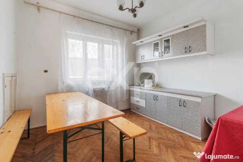 Casă cu 4 camere cu Teren 188 Mp în Central