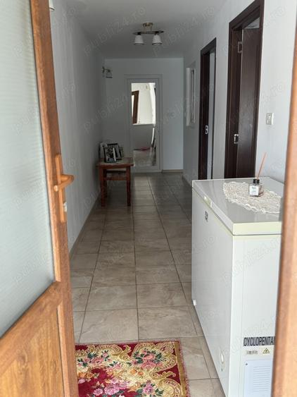 Casă cu 5 camere cu Teren 4800 Mp în Ceamurlia de Sus