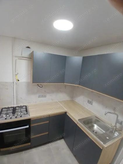 Garsonieră decomandată în Lipovei