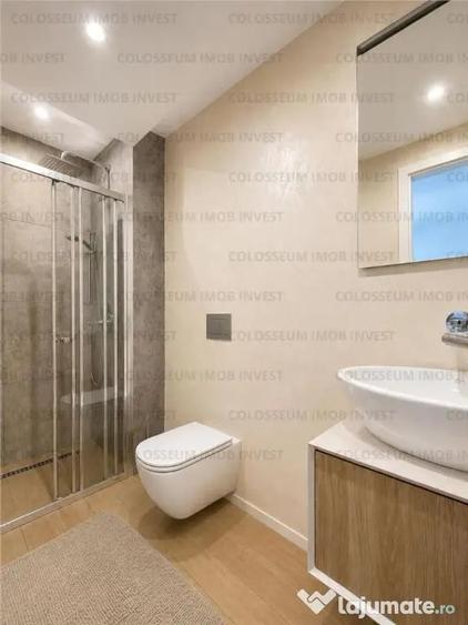 Apartament cu 3 camere decomandat în Tractorul