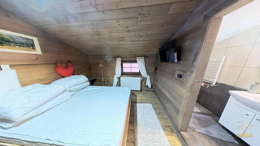 Cabana cu restaurant si 5 camere de vanzare in Vartop - Arieseni - 20