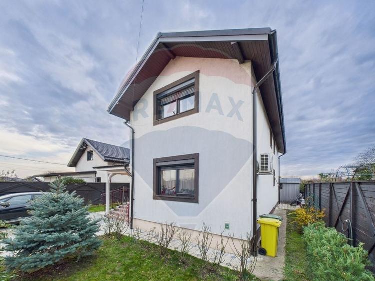 Casă / Vilă cu 5 camere de vânzare în zona Central - 21