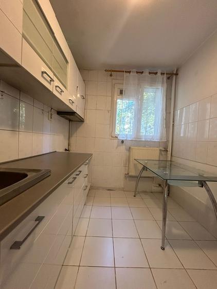 Titan 3 Camere Bloc Tip H  Caramida Reabilitat5 Min Metrou Titan 2 Min IOR 2 Bai - 11