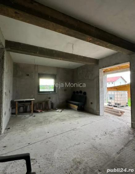 Vand casa moderna la gri - spatiu generos, materiale premium - 7