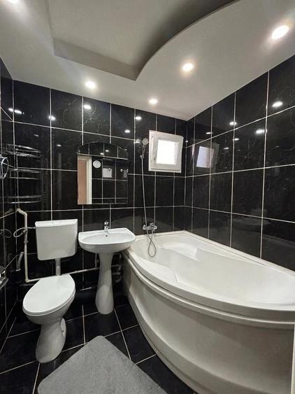 Vand Apartament 3 Camere, 74 mp Pite?ti, Prundu Complex 2 Living Spa?ios cu Balcon Integrat, Gea - 3