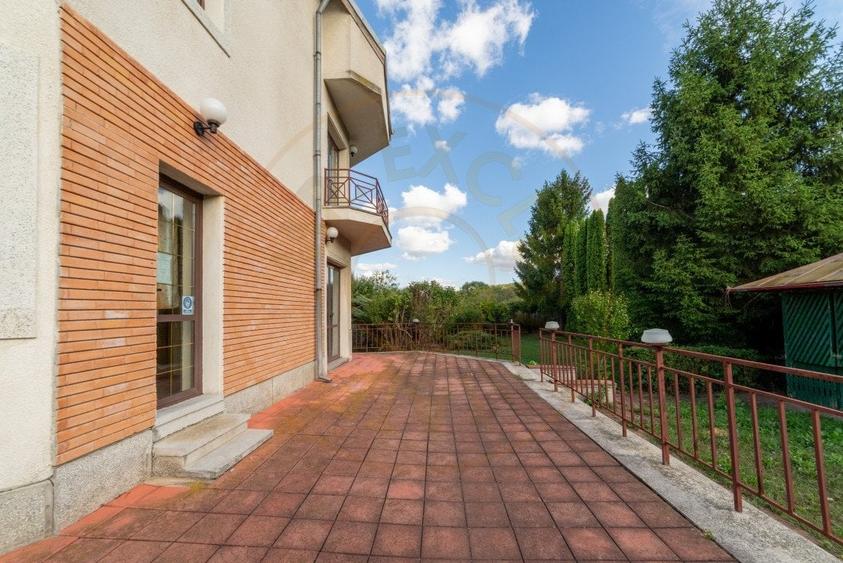CASA + 1.000 mp teren pretabil Azi, Clinica - 5