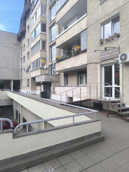 Apartament ideal pentru cabinet medical, locatie Centrala - 8