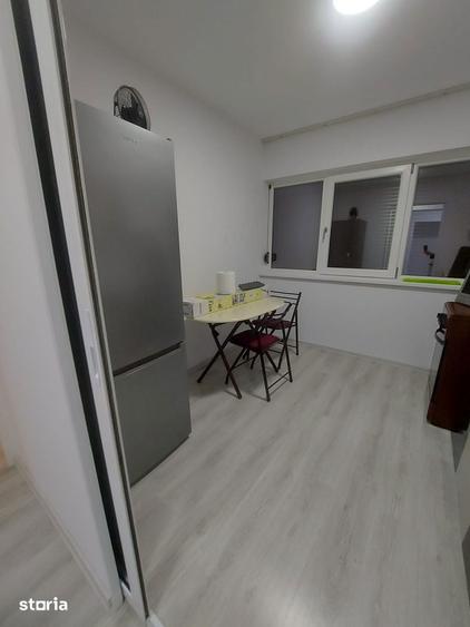 Bloc nou! Vanzare apartament 2 camere, zona micro 6 - Targoviste - 1