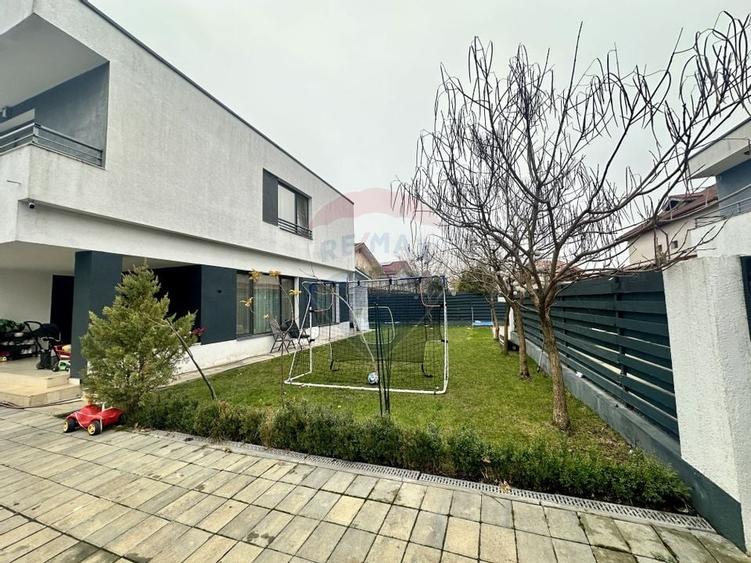 Vila de vanzare - Tunari - 23