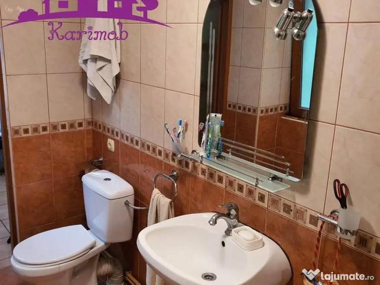 Casa si curte zona centrala - 10