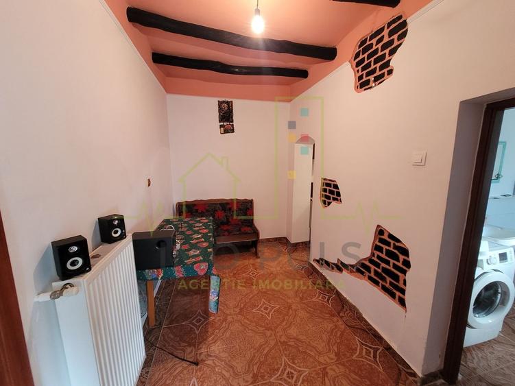 Zona Dambovita. 2 Case. Teren 933 mp. - 3