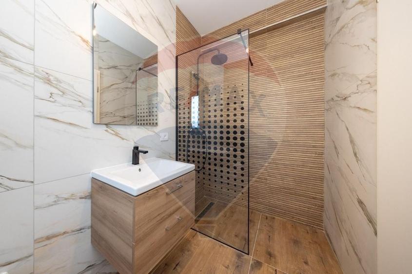 Casa 4 camere-594 mp teren,  construcție noua-Harman - 5