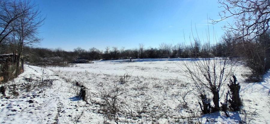 Teren intravilan 3.594 mp - 1