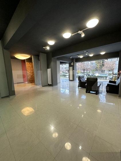Spatiu cu vitrina generoasa, 4 camere, 170 mp, zona buna cu trafic, Marasti - 1