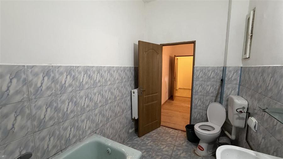 GARSONIERA SPATIOASA CU PARCARE SI BOXA - STEFAN CEL MARE - 3/3 - BLOC 1957 - 17