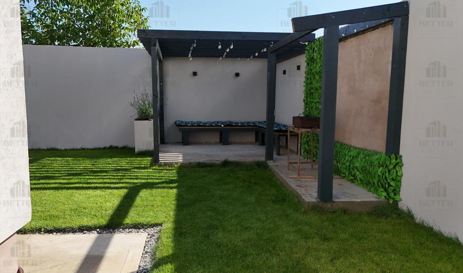 Casă P+1 - în comuna Berceni – Str. Miorița - 3 Km Metrou Tudor Arghezi - 13