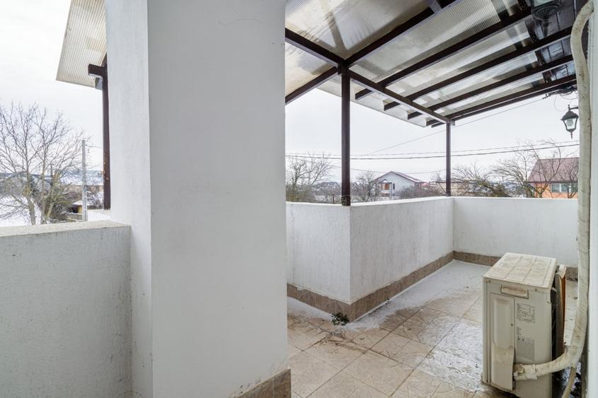 Casa Corbeanca - Curte si liniste - 15