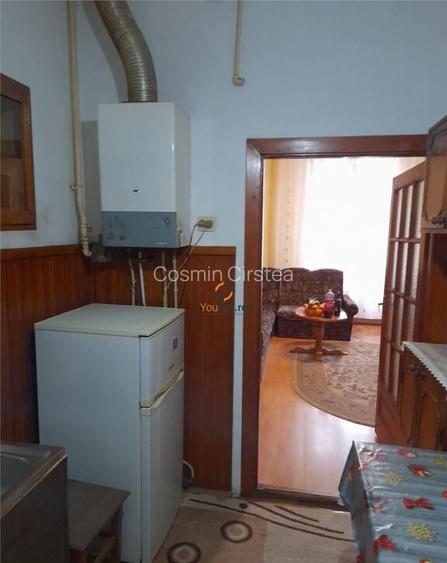 Apartament 2 camere parter inalt