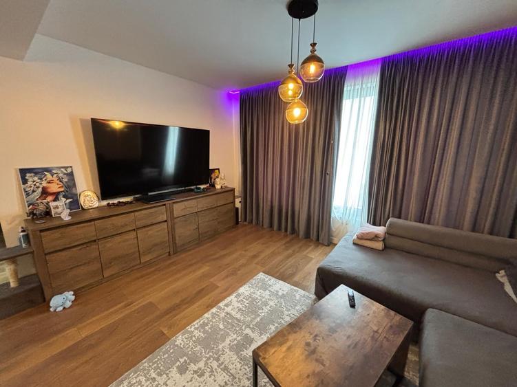Particular  - Berceni - Miorita , 257.000 euro - 240 mp utili-1070 Euro/ mp - 36