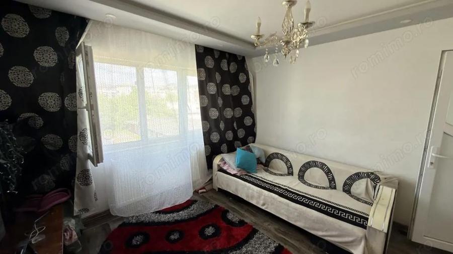 Apartament 2 camere, decomandat, modern pre? excelent! - 1
